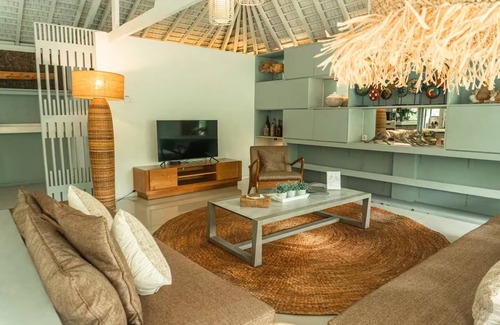 Nakula Villa | Boutique 3-Bdr in the Heart of Seminyak