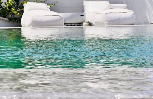 Kallitechnoupoli Casa | Boutique aegean villa with privet pool