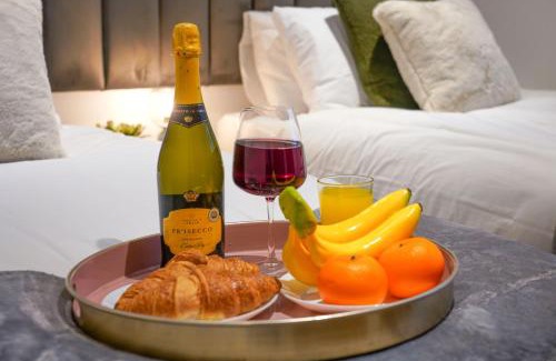 Rugby Apartamento | Boutique Apartment - City Centre - Free Parking, Fast Wifi and Smart TV by Yoko Property