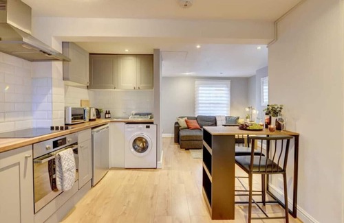 Banbury Apartamento | Boutique Apartment in Town Centre w/ Free Parking