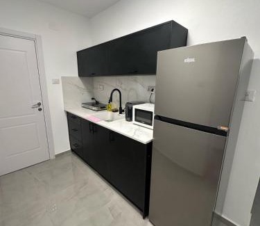 Afula Apartamento | Boutique apartment in Afula Netflix, balcony, free parking