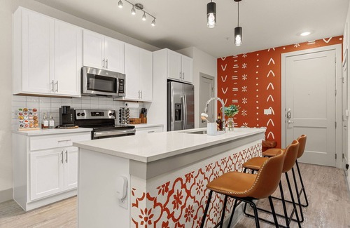 Downtown San Antonio Apartamento | Boutique apartment hotel room on the San Antonio Riverwalk with Infinity Pool