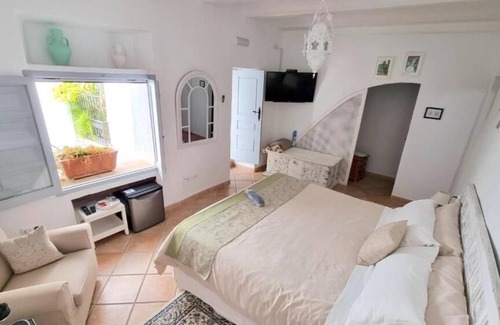 Benissa Cama Y Desayuno | Boutique B&B Número Cuatro