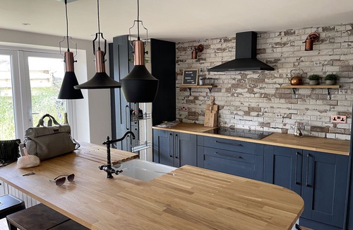 Skelton-in-Cleveland Cabaña | Boutique Yorkshire cottage with hottub