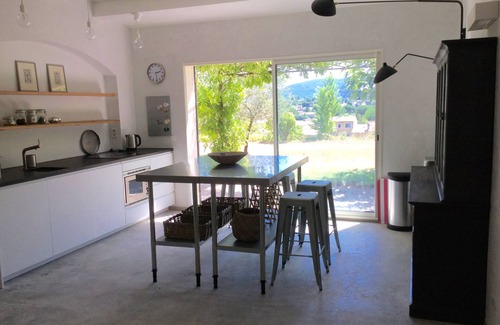 Vaison-la-Romaine Cabaña | Casa boutique con aire acondicionado, paseo a la ciudad, gran jardín con gran piscina,