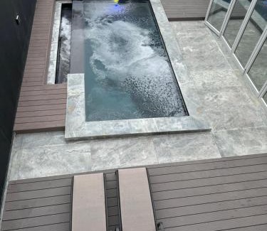 Bloubergstrand Villa | Boutique Home, The Peak of Luxury
