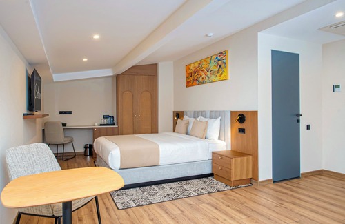 Tbilisi City Centre Hotel | Boutique Hotel Calligraphy