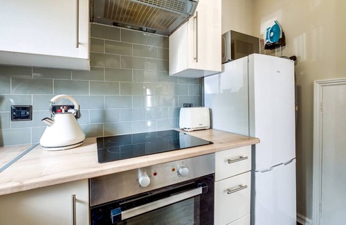 Bletchley Casa | Boutique House Excellent Location Free Parking