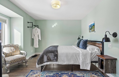 Foothills County Cabina | Boutique Lodge in Kananaskis