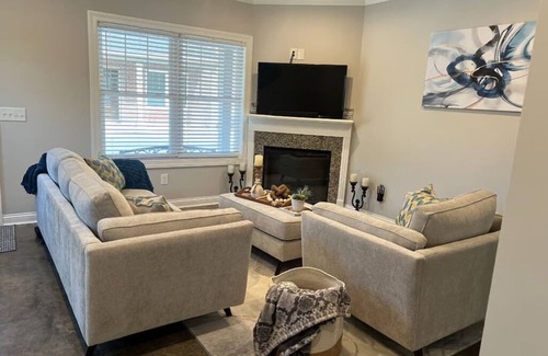 White Bluff Casa | Boutique New Construction With All the Conveniences You Would Expect