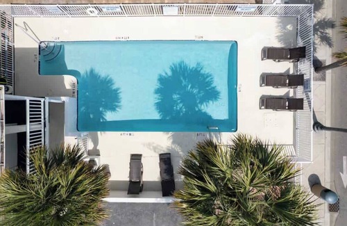 Downtown Myrtle Beach Apartamento | Boutique on the beach, Studio #109 + Pool
