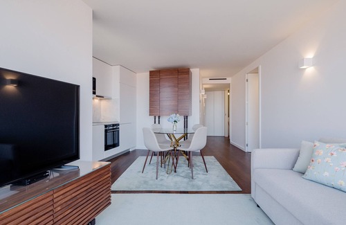 Foz do Douro Apartamento | BOUTIQUE Rentals- BLISS BY THE SEA Apt w/Ocean views