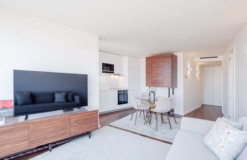Foz do Douro Apartamento | BOUTIQUE Rentals- BLISS BY THE SEA Apt w/Ocean views