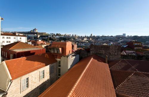 Sao Nicolau Apartamento | BOUTIQUE Rentals-Kinga’s Ribeira River great views