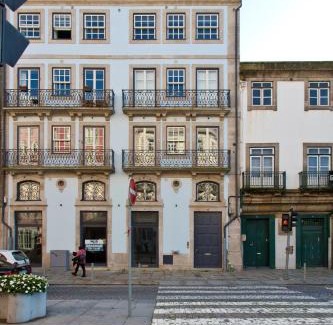 Sao Nicolau Apartamento | BOUTIQUE Rentals-Kinga’s Ribeira River great views