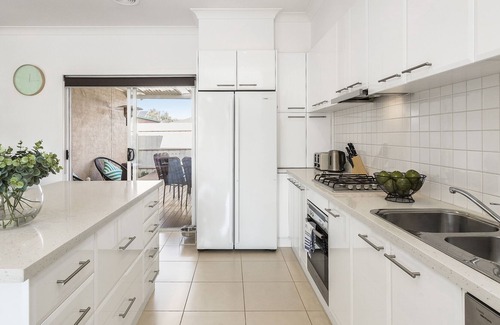 Mentone Casa | BOUTIQUE STAYS - The Richardson