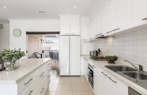 Mentone Casa | Boutique Stays - The Richardson