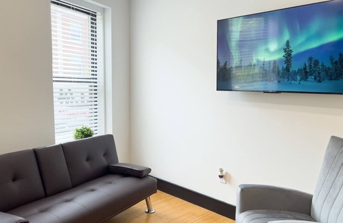 Englewood Apartamento | Boutique Studio Apartment on Grand Ave