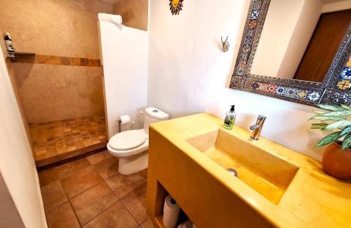 Cerro Apartamento | Boutique Studio with Terrace, Heated Pool & Fast Wi-Fi, Walk to Malecón