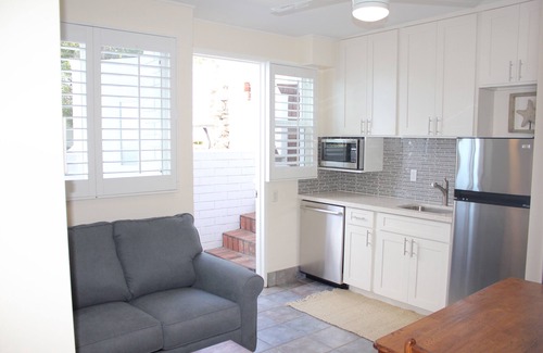 Waialae Iki Ridge Apartamento | $ 125 / noche especial de verano! Apartamento estilo boutique en un barrio exclusivo