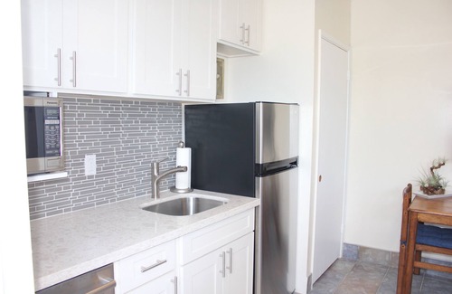 Waialae Iki Ridge Apartamento | $ 125 / noche especial de verano! Apartamento estilo boutique en un barrio exclusivo