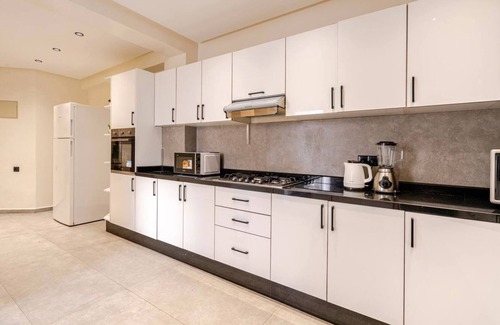 Casablanca City Center Apartamento | Bouzoubaa Vacation Homes Appt 3 Chambres Casa Breakfast Included