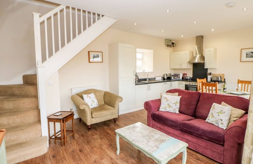 Kibblesworth Cabaña | BOWES BARN, pet friendly, character holiday cottage in Ouston