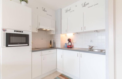De Haan Apartamento | Bowie with shared pool by Interhome