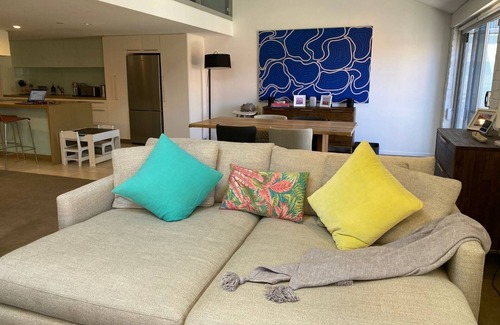 Sullivan's Cove Apartamento | Boxwood IXL Lux Hobart Waterfront Entire Loft in Hobart, Australia