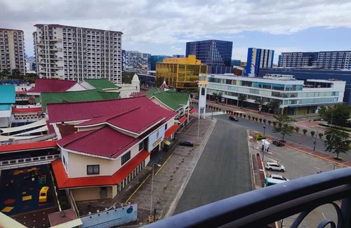 Paranaque Apartamento | BP952 With Balcony and River View