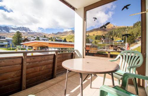 Arosa Apartamento | Brüggli A24 by Arosa Holiday