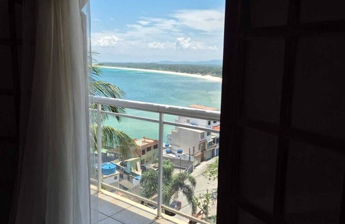 Barra de Guaratiba Casa | House with beautiful sea view, 5 minutes from the beach and trails of Barra de Guaratiba
