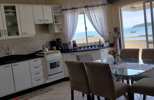 Cachoeira do Bom Jesus Apartamento | Beautiful Sea View