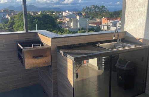 Rio das Ostras Apartamento | Cozy penthouse apartment facing Rio das Ostras beach