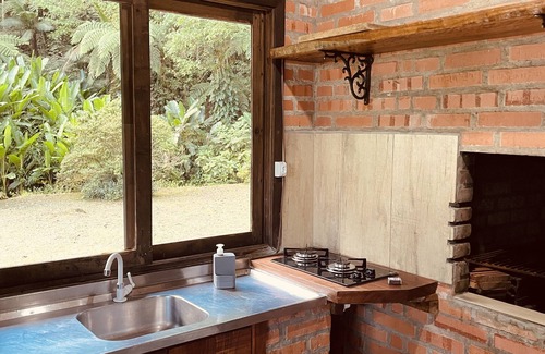 Timbo Chalet De Esquí | Chalé com Piscina no Alto da Montanha a Poucos Minutos de Pomerode