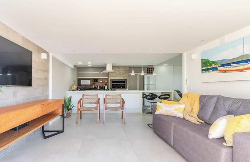 Jurere Apartamento | High standard apartment in Open Shopping