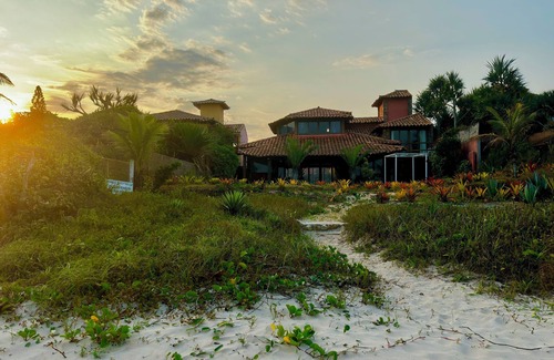 Regiao dos Lagos Villa | Geribá Mar House - Beachfront