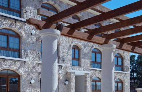 Carniel Complejo | Vrbo Property