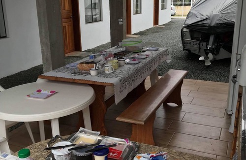 Praia da Armacao do Itapocoroi Casa | Hostal familiar cerca del mar y Beto Carreiro