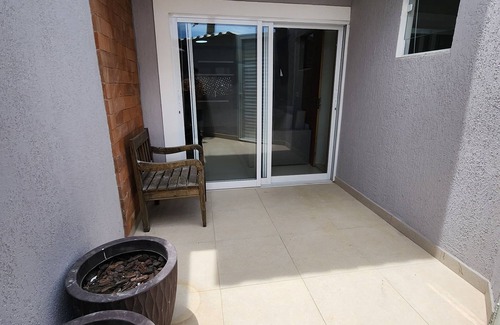 Taio Apartamento | Casamar Lofts Praia dos Anjos 01