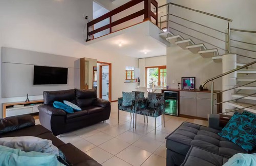 Florianopolis Casa | Beautiful house in Florianópolis near Campeche beach