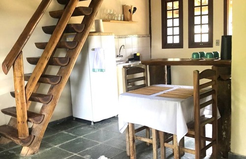 Camburi Chalet De Esquí | Chalé Rústico e Aconchegante no Sertão de Camburi