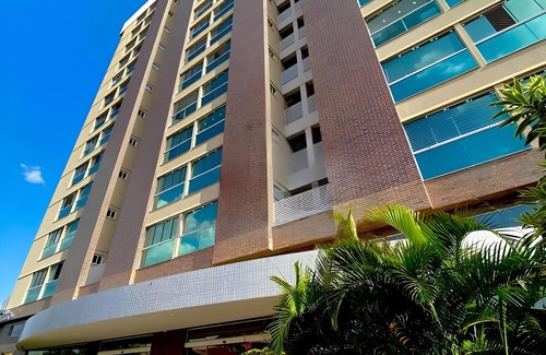 Caldas Novas Apartamento | Piazza with access to the Acqua Park