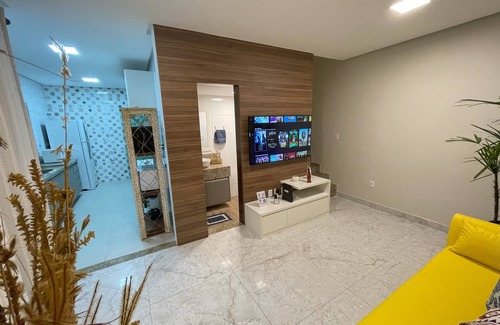 Vilas do Atlantico Casa | House in Vilas do Atlântico with 2 suites and 70 m from the beach