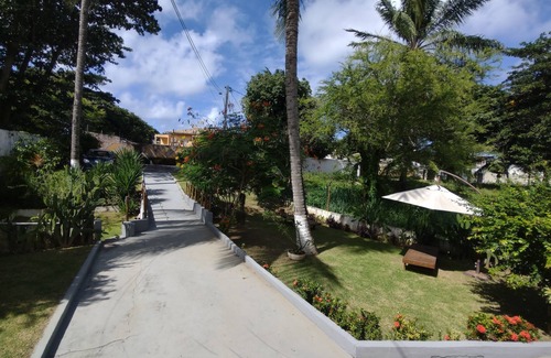 Buraquinho Casa | Casa em Vilas do Atlântico com Piscina Perto da Praia