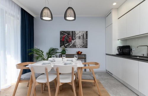 Bielsko-Biala Apartamento | BR12 Premium Apartments , garaż