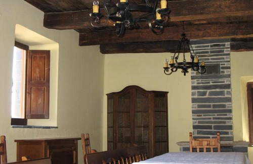 Branuelas Casa | Brañuelas, Estacion 1