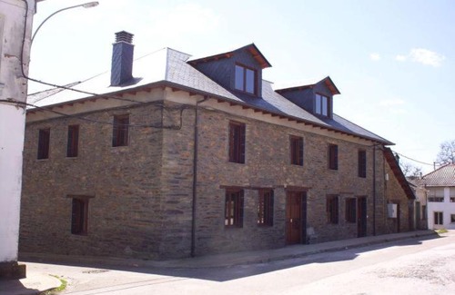 Branuelas Casa | Brañuelas, Estacion 1
