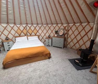 Kirkmichael Otro | Bracken Barns Glamping & Massage