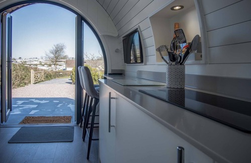 Tenby Apartamento | Bracken Burrows - 1 Bedroom Pod - New Hedges